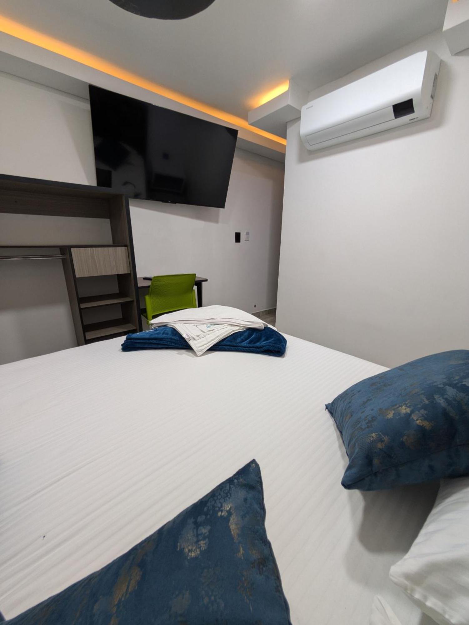 Hostel Boutique Nido De Loros Medellín Eksteriør bilde