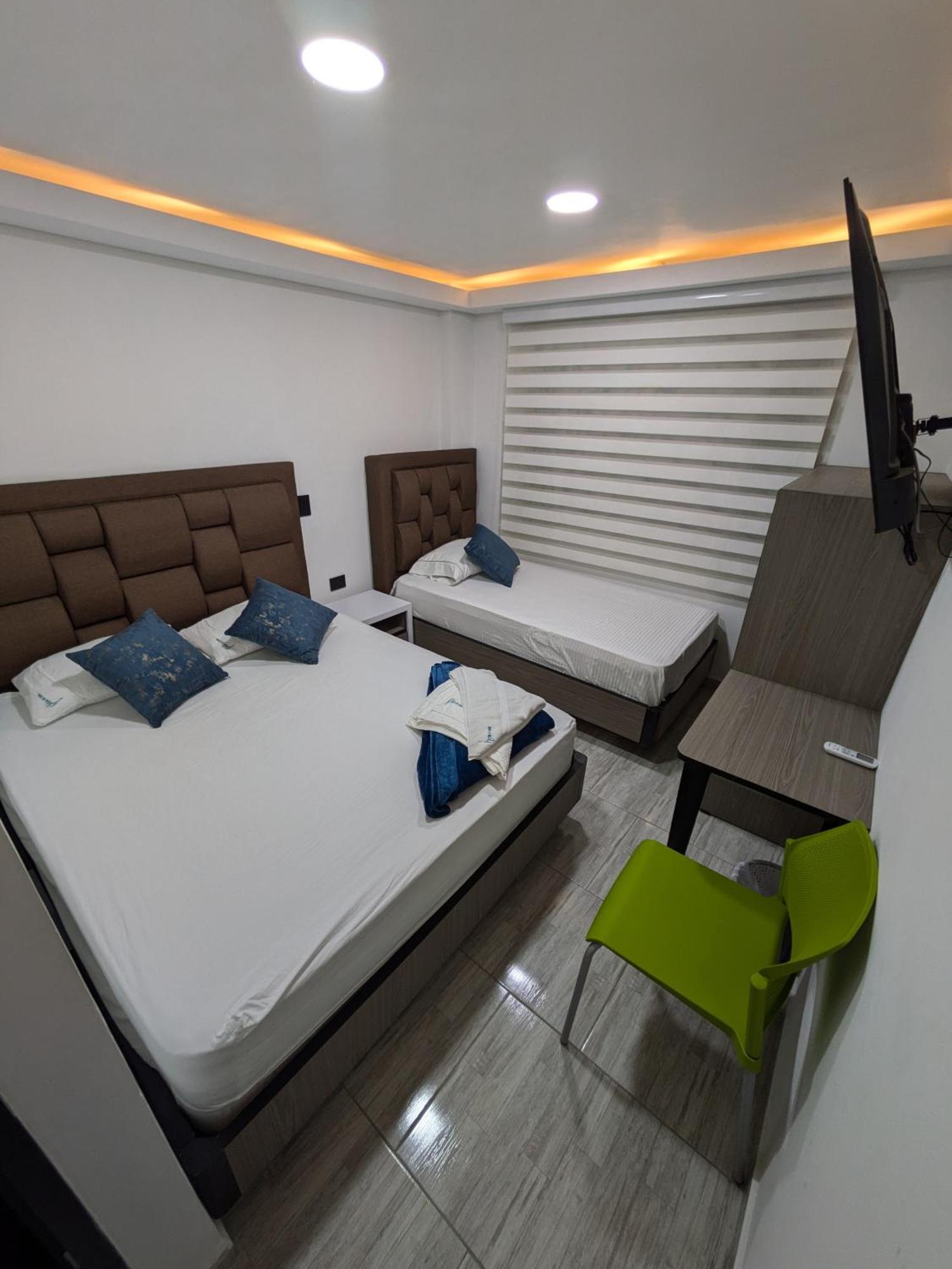 Hostel Boutique Nido De Loros Medellín Eksteriør bilde