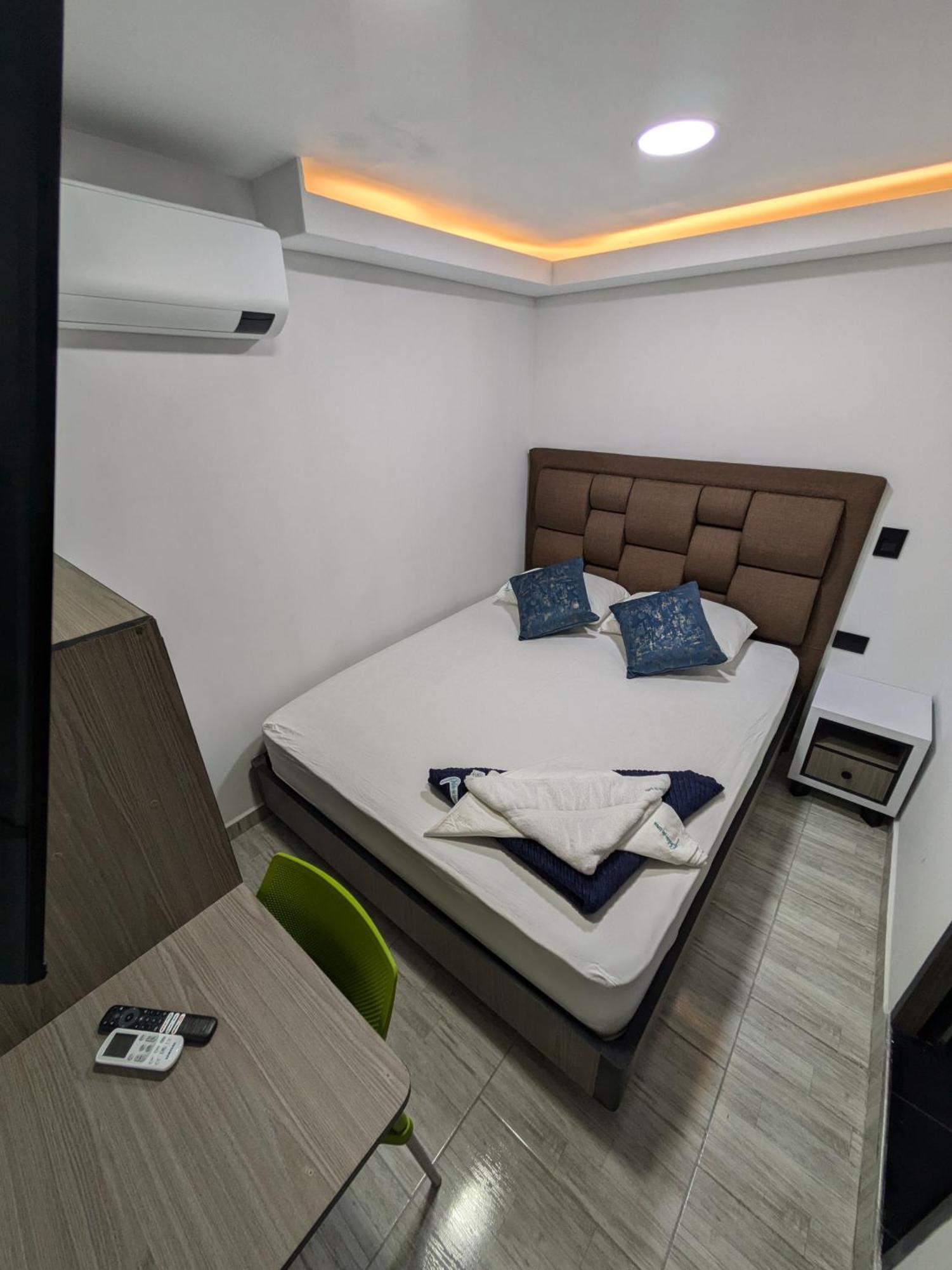 Hostel Boutique Nido De Loros Medellín Eksteriør bilde